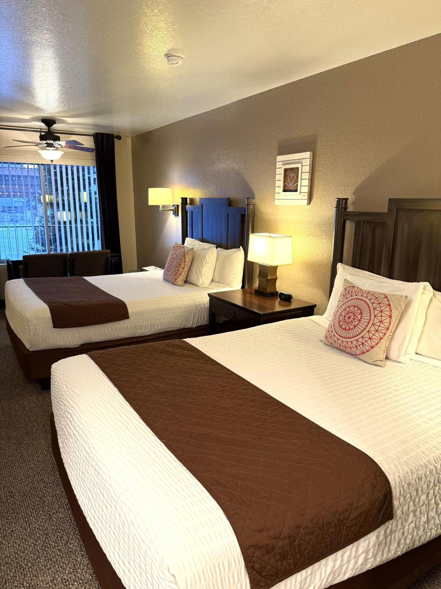 Mountain View Lodge Chelan Rum bild