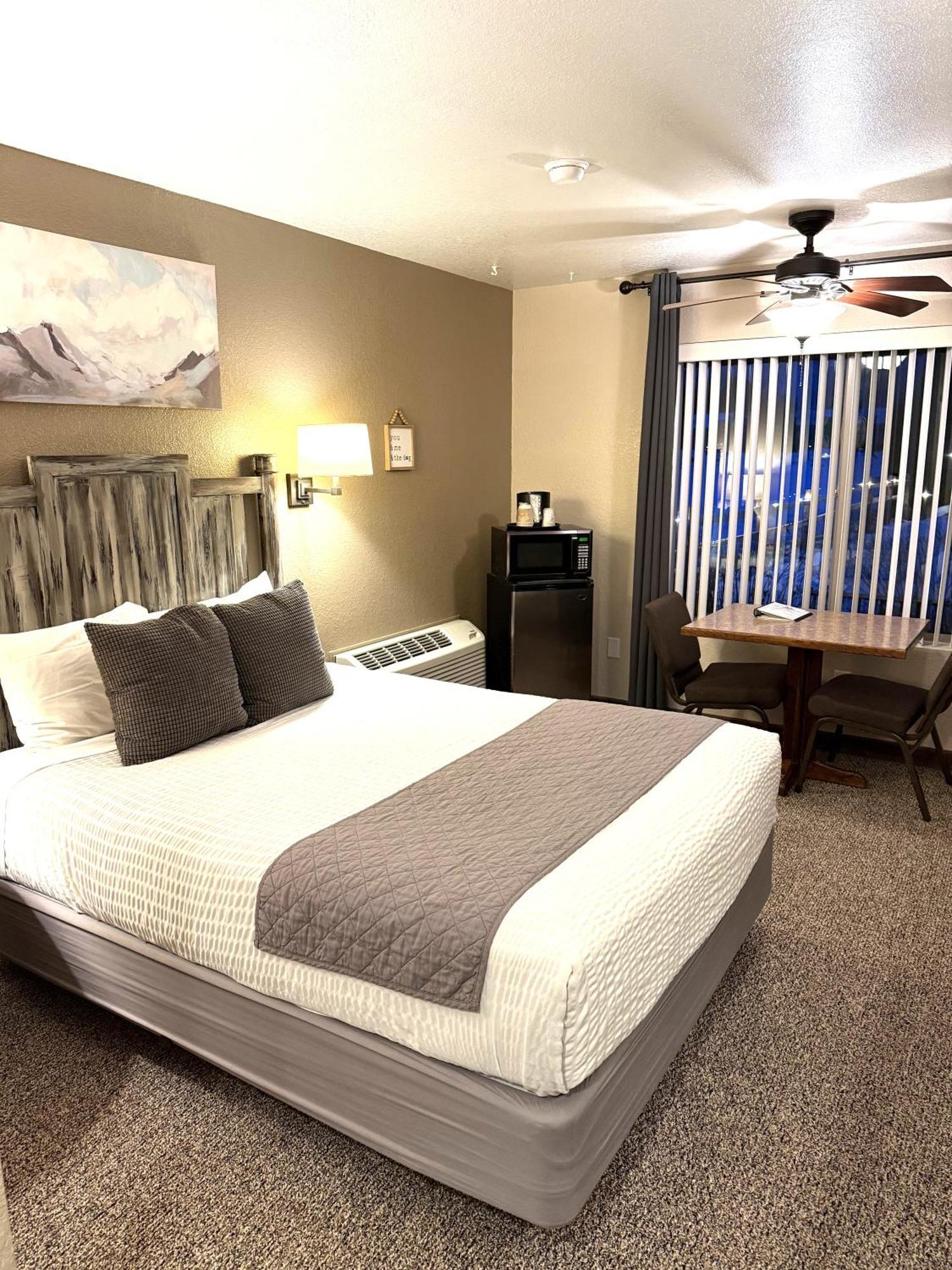 Mountain View Lodge Chelan Rum bild